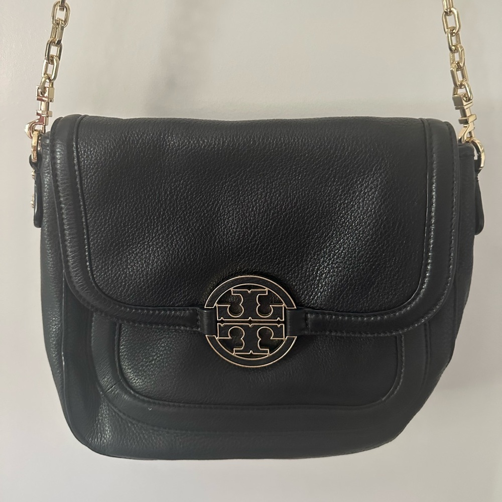 Barely Worn Black Tory Burch Amanda Crossbody Black Leather